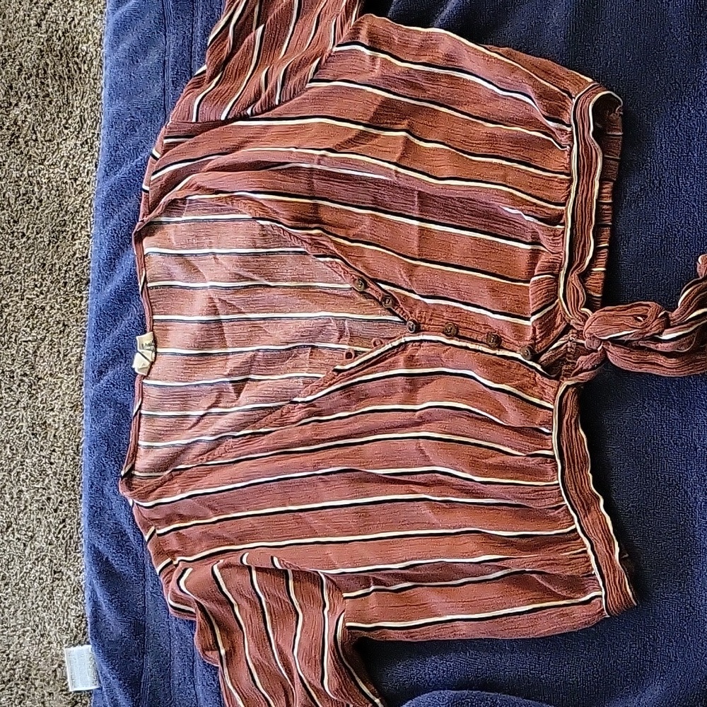 Crop top shirt